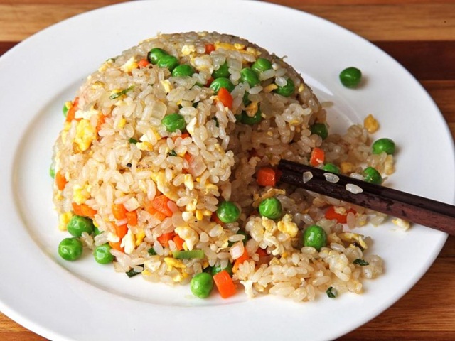 Nasi Goreng Putih yang Lezat